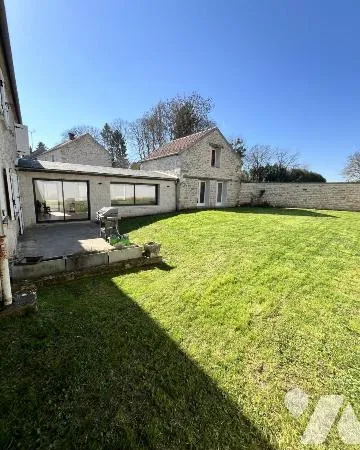 Maison 11 pièces 246 m²