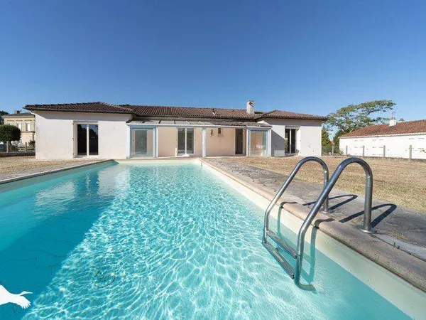 Maison de plain-pied 4 pièces 120 m²