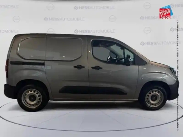 Opel Combo cargo m diesel 130ch automatique pack premium connect — photo 4
