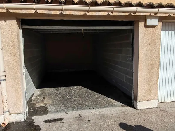 Location box garage