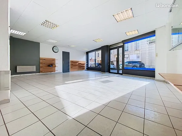 Local commercial 87 m² EPERNAY