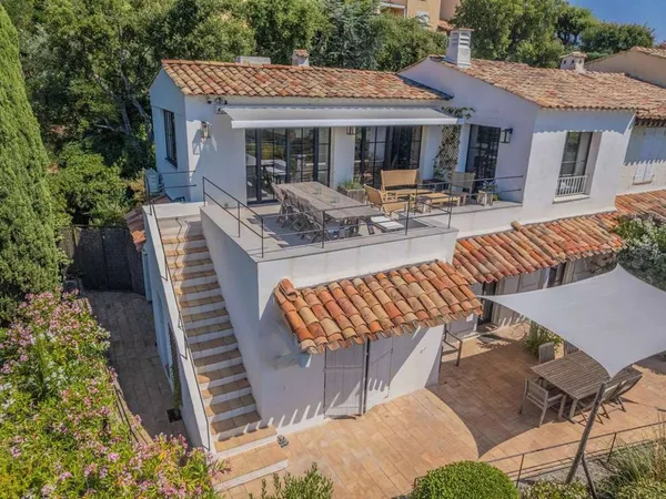 Villa 7 pièces 130 m²