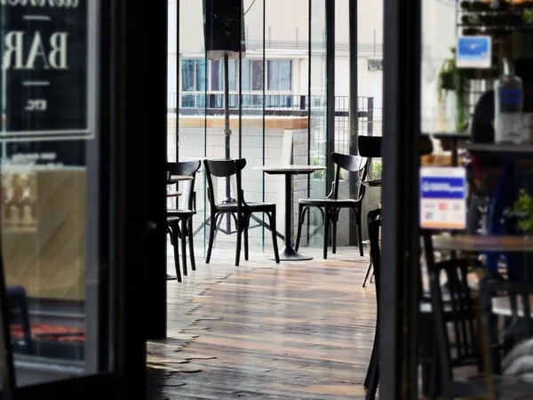 Bar 2 pièces 79 m²