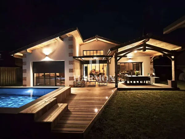Maison 6 pièces 145 m²