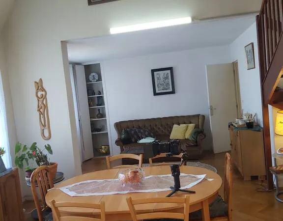 Appartement 6 pièces 130 m²