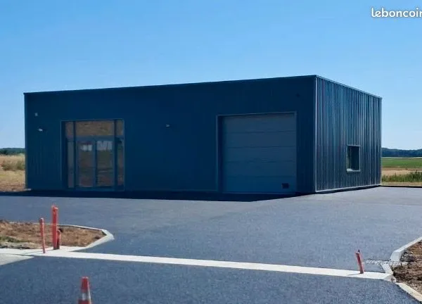 Commerce Location Saint-Savinien 1p 117m² 1600€