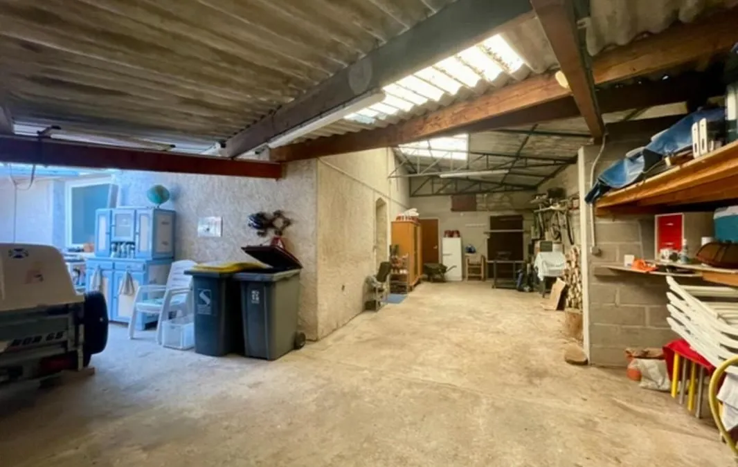 Photo 18