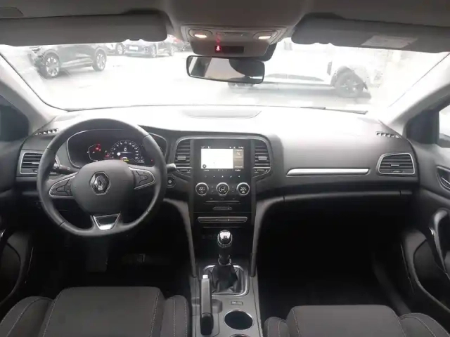 Renault Megane mégane iv berline tce 115 fap — photo 26