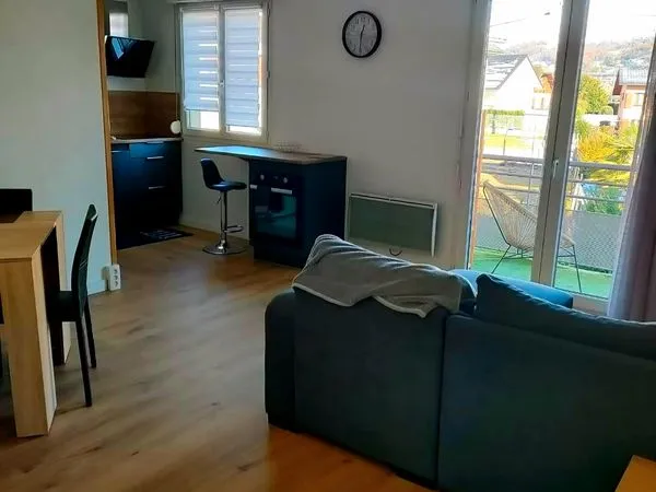Location meublée T2 résidence securisée des Cèdres bleus