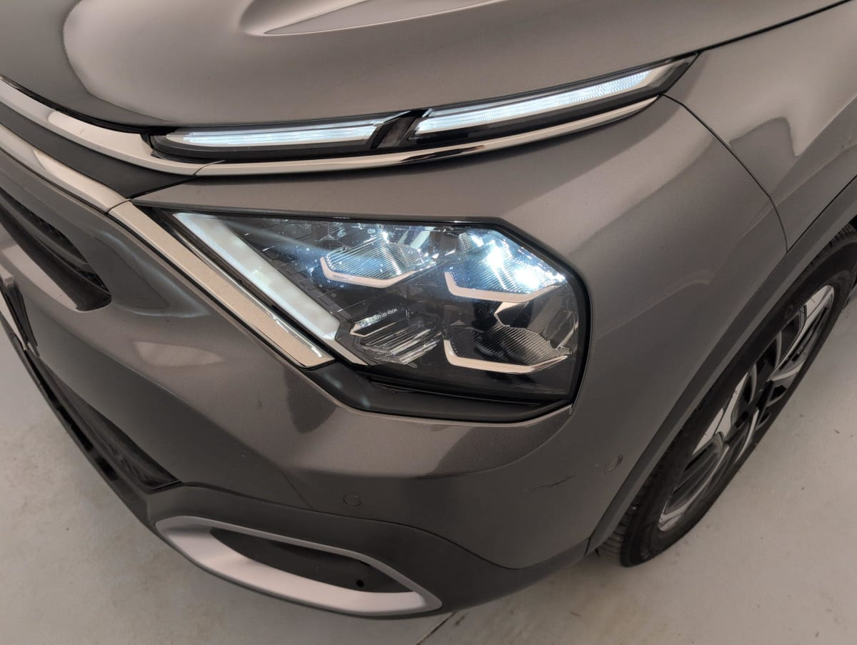 Citroën C4 — photo 22
