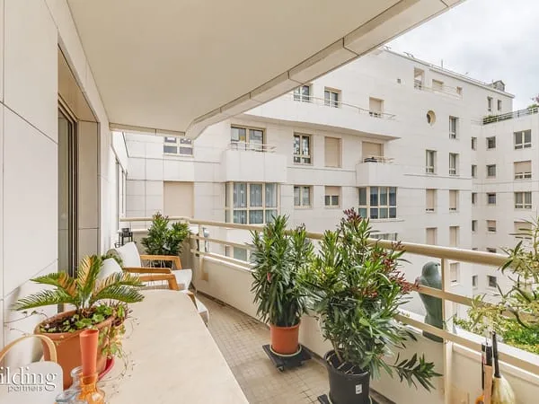Greffulhe Levallois-Perret - Appartement 3 pièces 70,85 m² avec 2 balcons de 8,08 m² et 6,1 m²