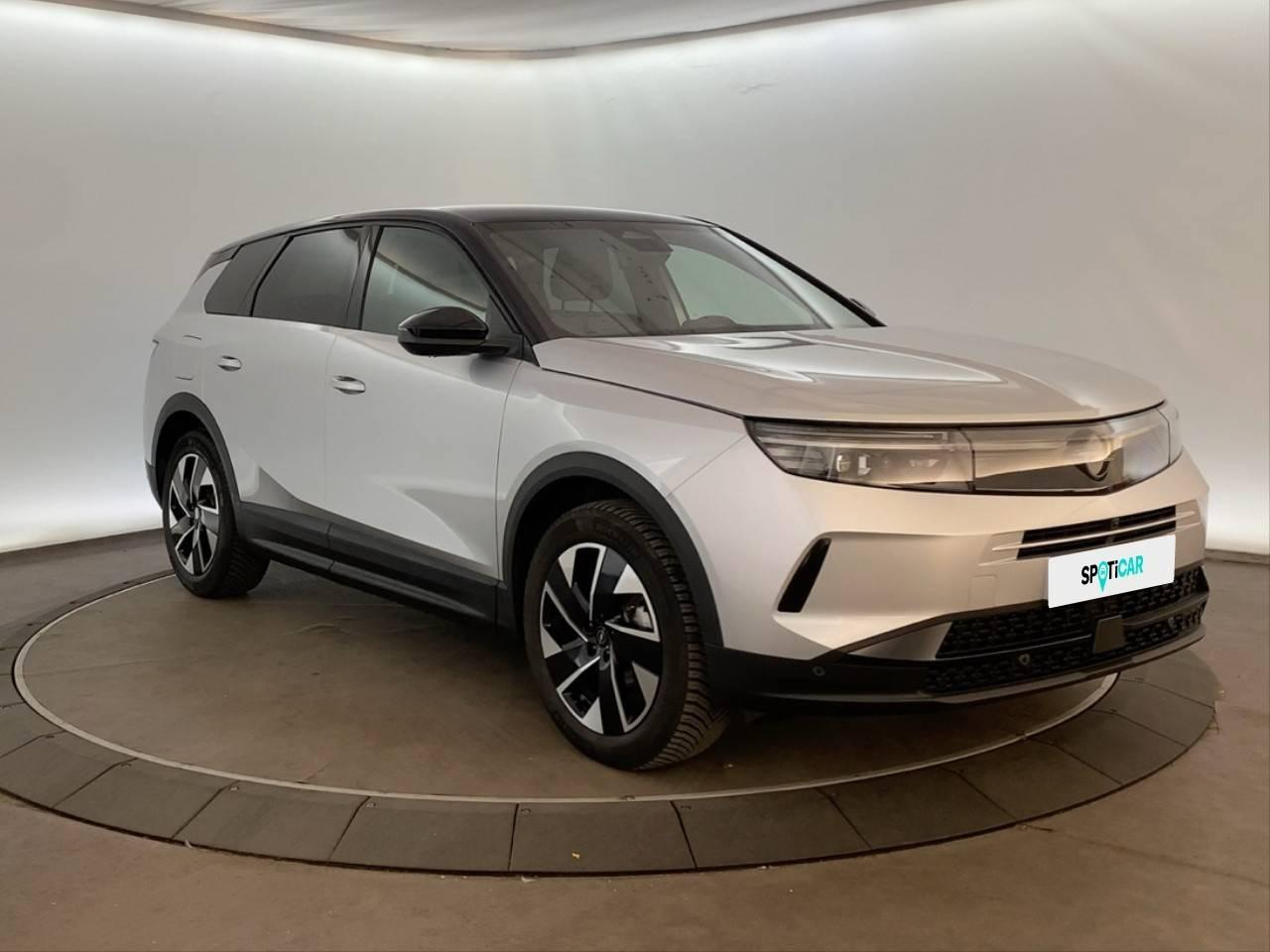 Opel Grandland 1.2 turbo hybrid 145 ch e-dct6 gs — photo 3