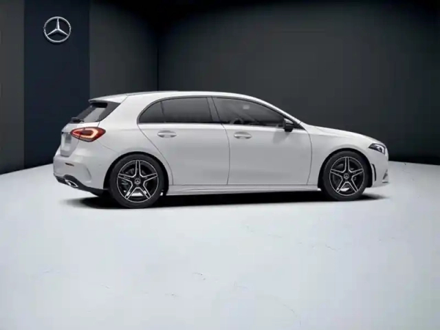 Mercedes Classe A 200 amg line — photo 19