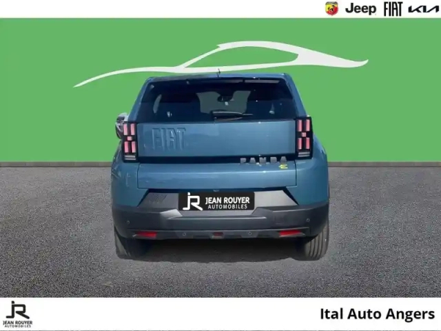 Fiat Panda grande  electrique 113ch  icône (prime cee déduite) — photo 5