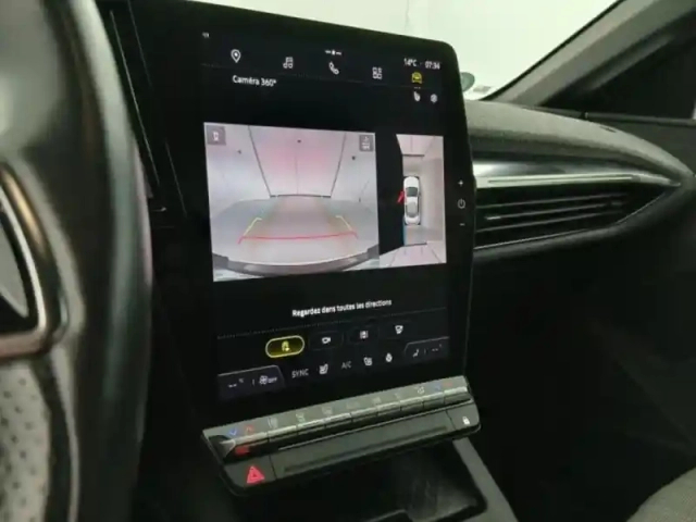 Renault Megane e-tech electric ev60 220ch techno super charge — photo 15
