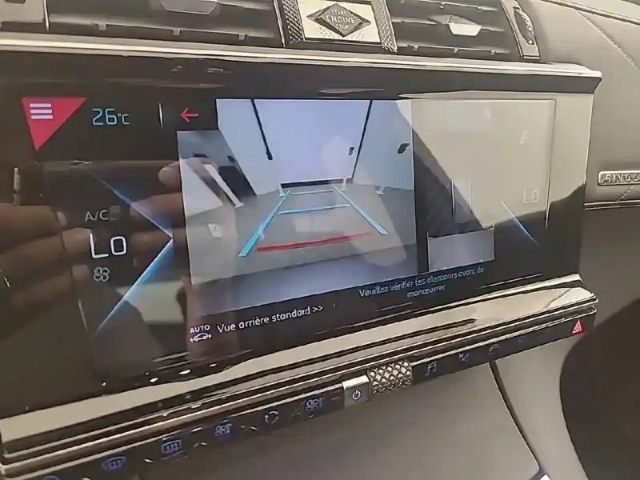 Ds Ds 7 ds7 crossback hybride e-tense 300 eat8 4x4 — photo 40