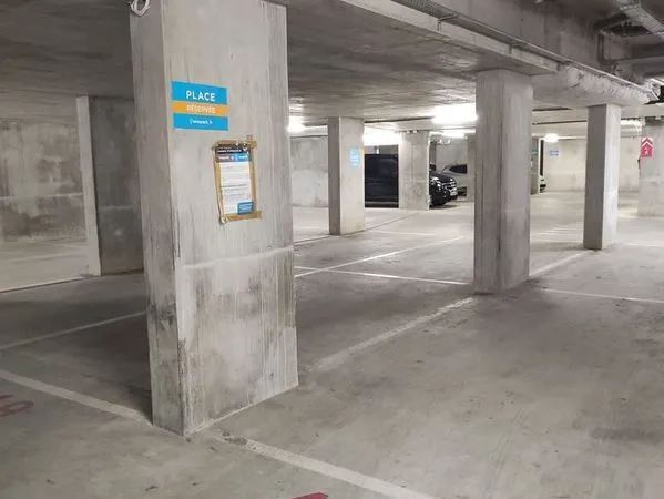 Place de parking en sous sol à louer