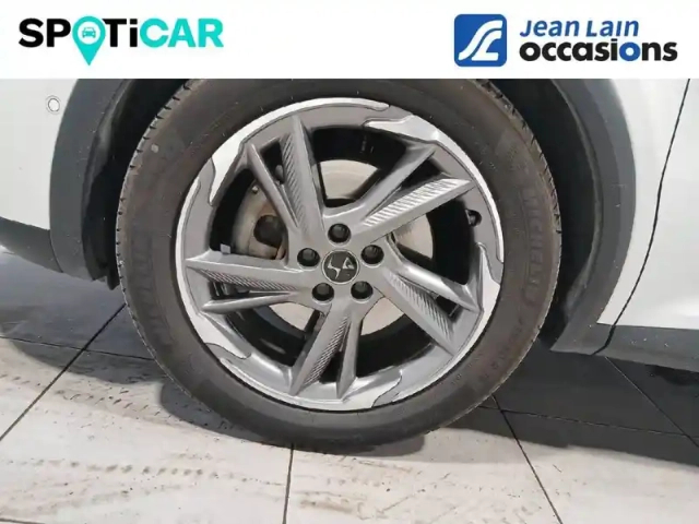 Ds Ds 7 ds7 crossback hybride e-tense 300 eat8 4x4 — photo 13