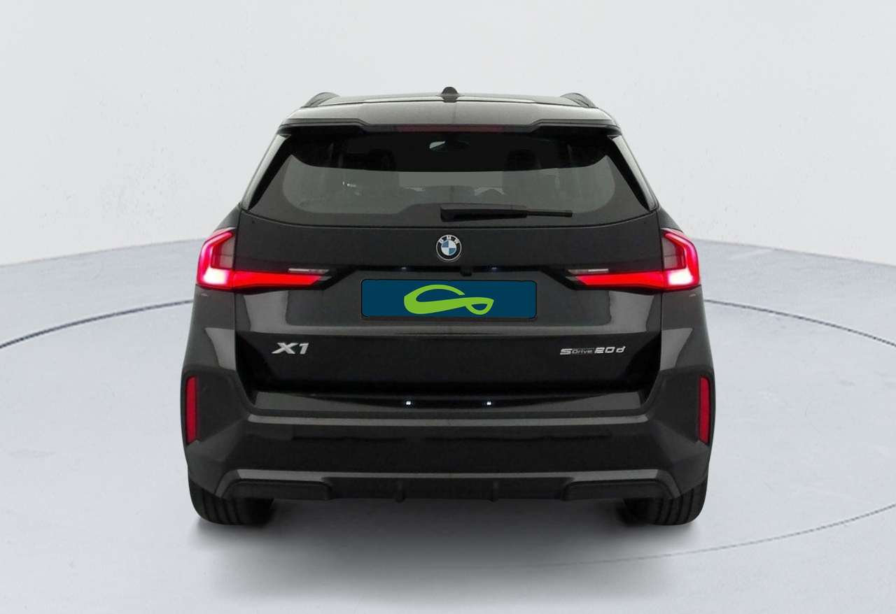 BMW X1 — photo 4