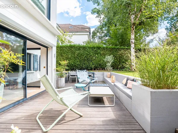 Maison 8 pièces 163 m²
