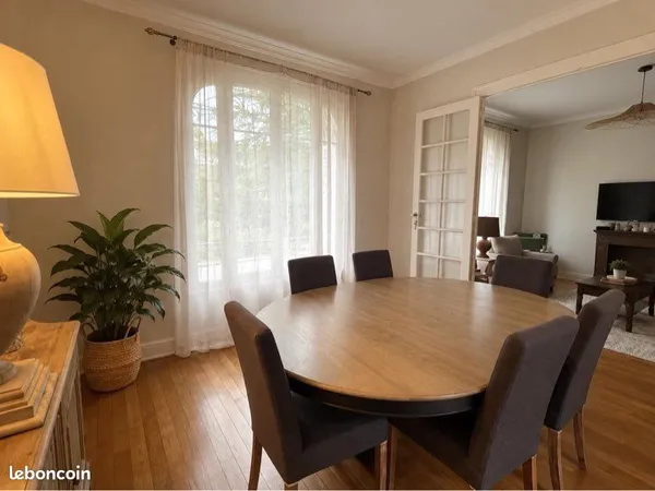 Maison 4 chambres -Le charme de l'ancien secteur Jardin des plantes