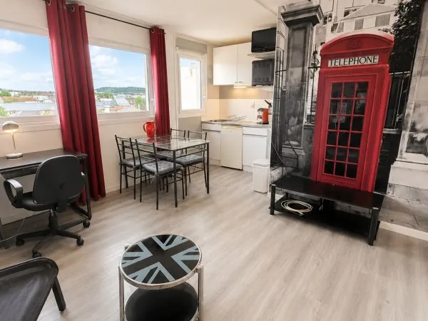 Appartement à louer 650 CC Saint-Clément/Jardin des Plantes
