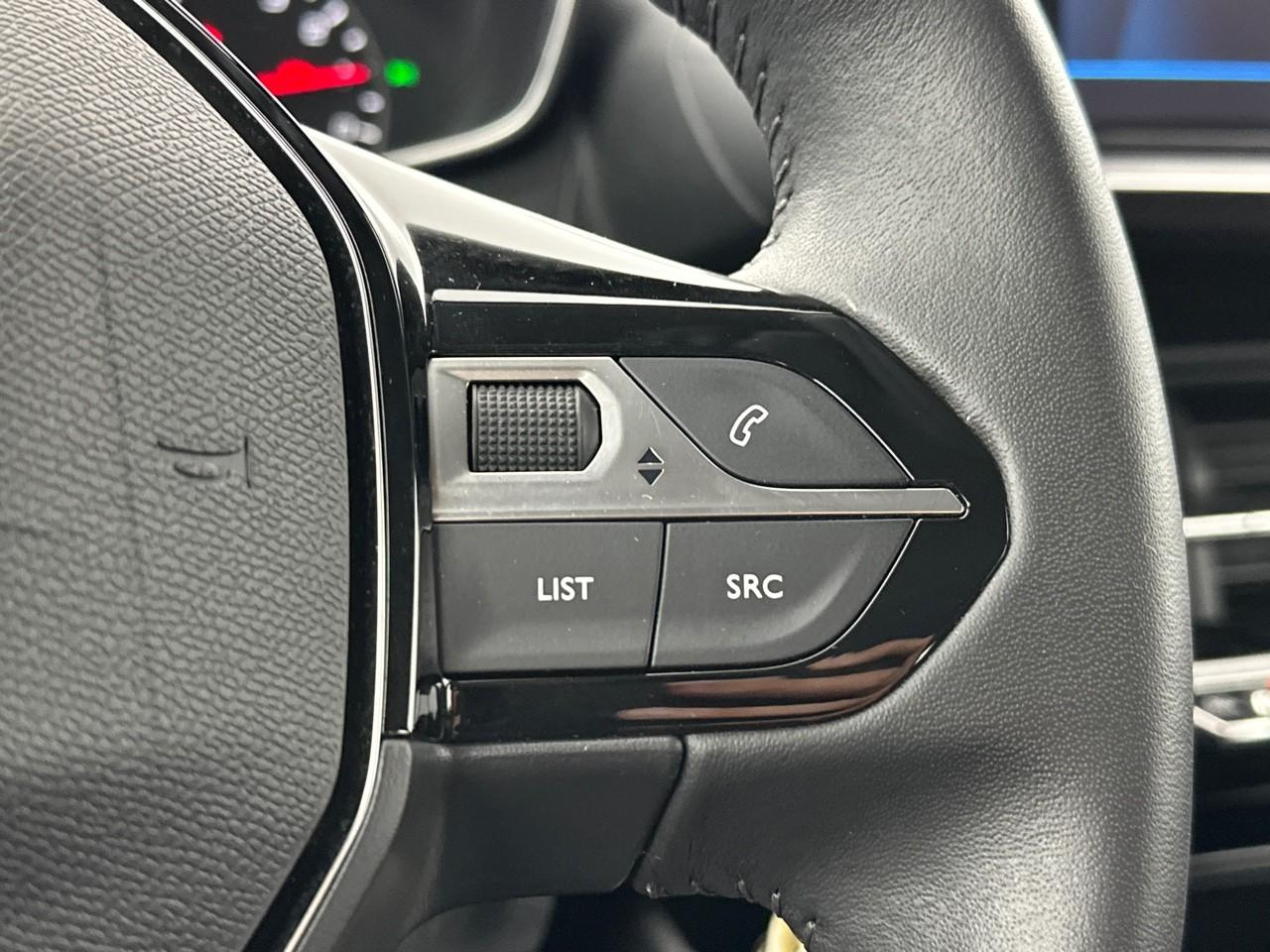 Peugeot 208 puretech 75 s&s bvm5 active — photo 19