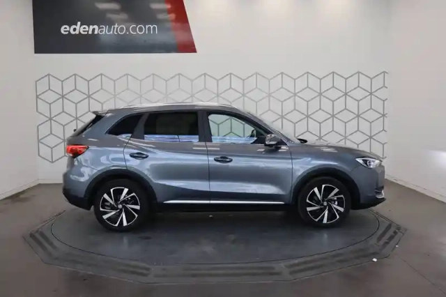 Mg Zs 1.5 l hybrid+ 197 ch — photo 3