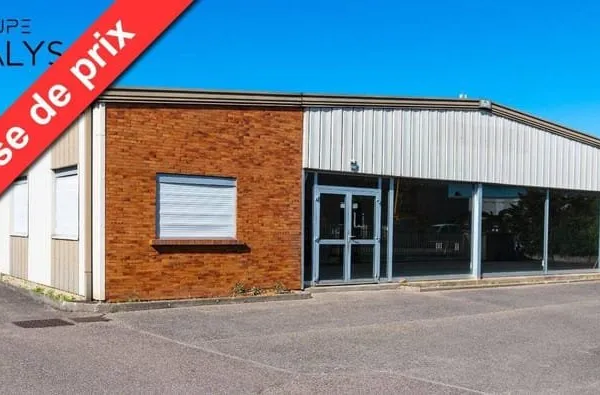 Local commercial 943 m²