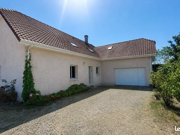 Propriété 6 pièces 182 m²