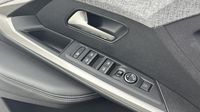 Peugeot 5008 Hybrid 145ch GT e-DCS6 — photo 17