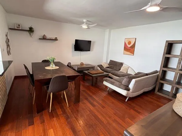 Appartement Triplex t4/5 tampon ville