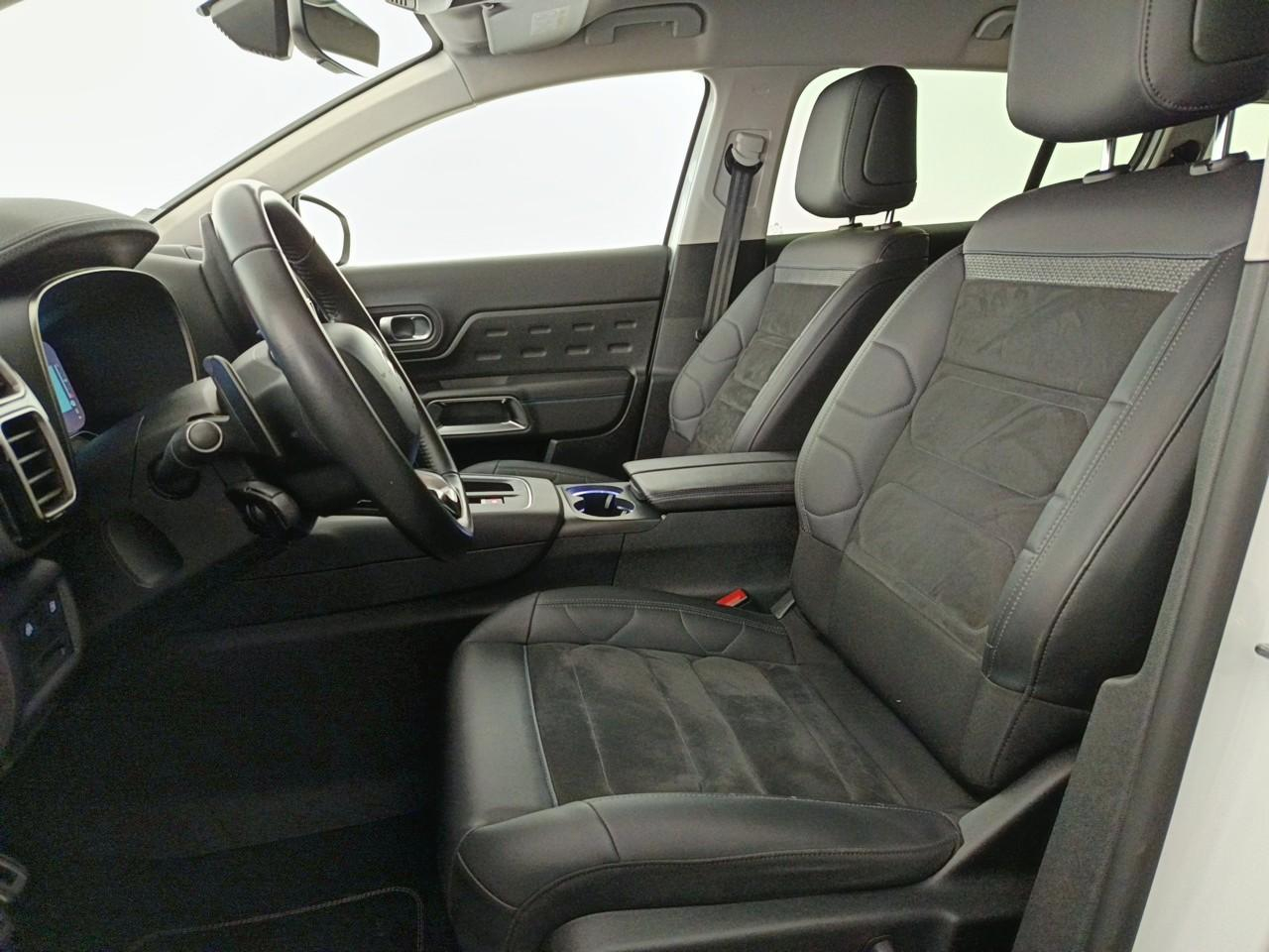 Citroën C5 Aircross hybride rechargeable 225 e-eat8 shine — photo 9