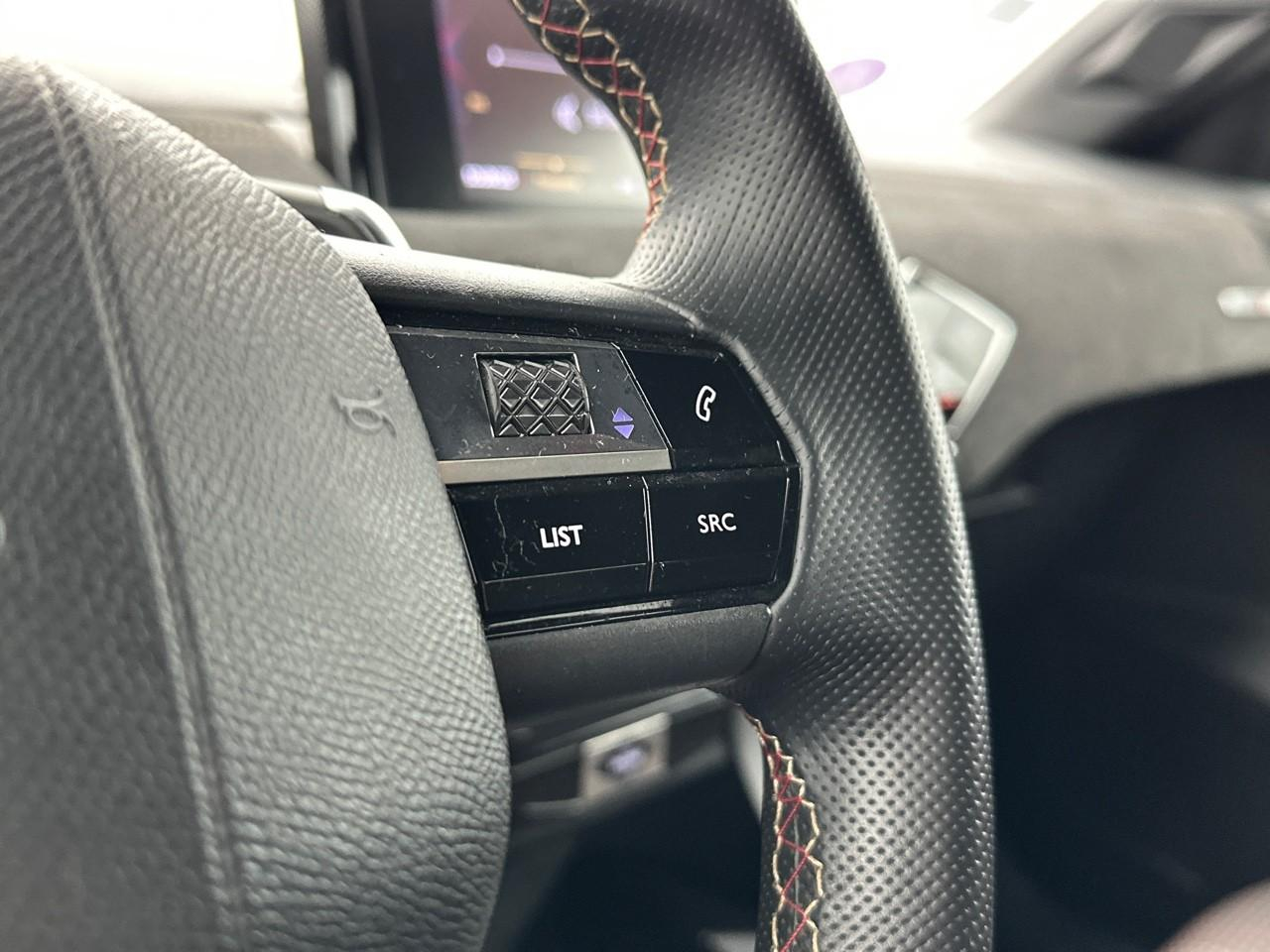 Ds Ds 3 crossback puretech 130 eat8 performance line — photo 19