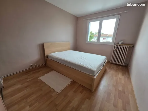 Lattes centre superbe f5 en dernière étage avec terrasses