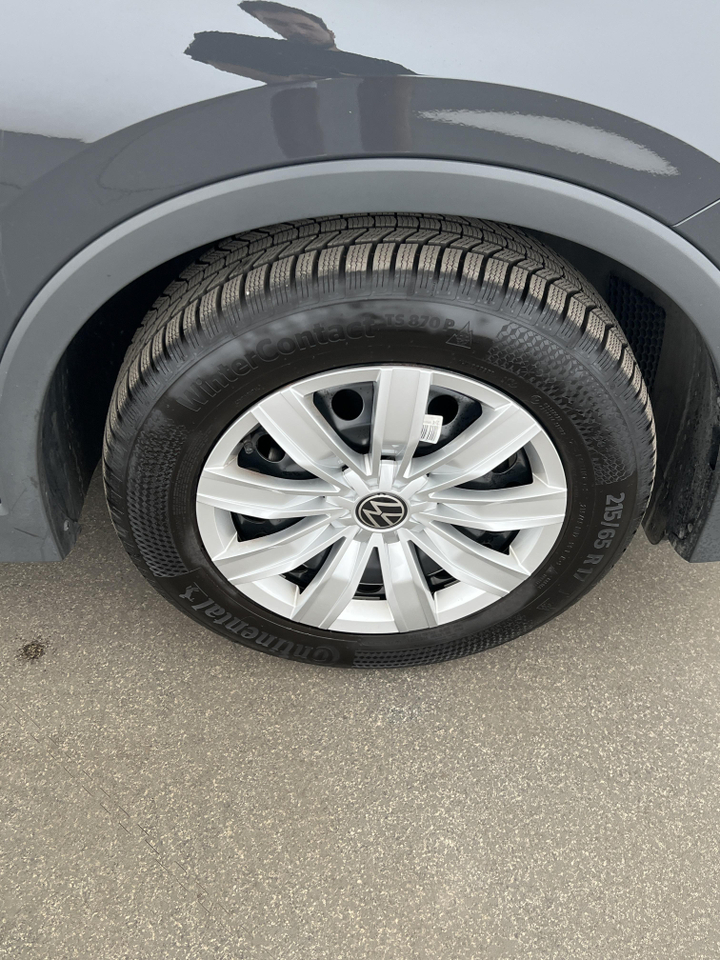 Volkswagen Tiguan — photo 40