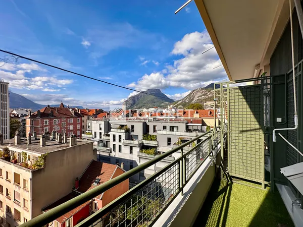 Appartement 5 pièces 130 m²