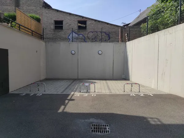 Parking extérieur