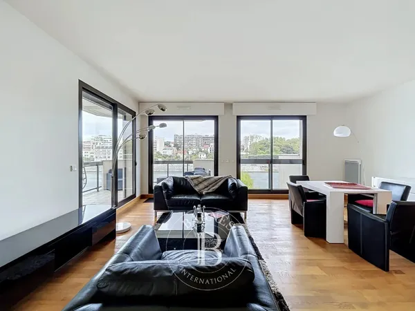 Le service location de la Maison BARNES vous propose ce bien :