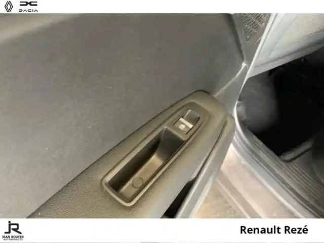 Renault Captur 1.0 tce 90ch techno — photo 15