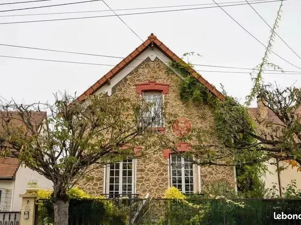 Maison 7 pièces 105 m²