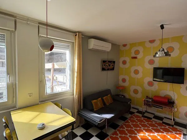 Studio meublé Saint Victor 13007