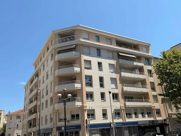 Bureaux 3 pièces 44 m²