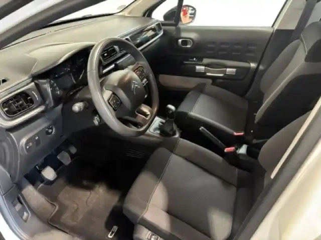 Citroën C3 1.2 82 feel / carplay sieges / chauffant / regulateur — photo 13