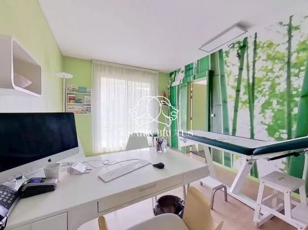 Bureaux 72 m²