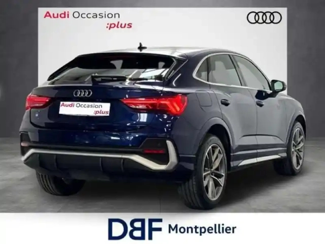 Audi Q3 35 tfsi 150 ch s tronic 7 s line — photo 5