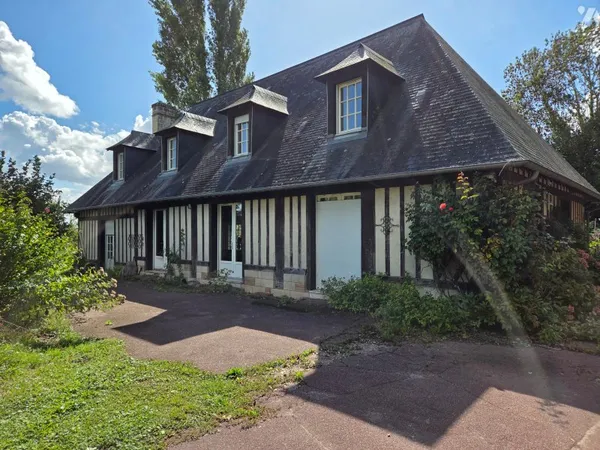 Maison 8 pièces 221 m²