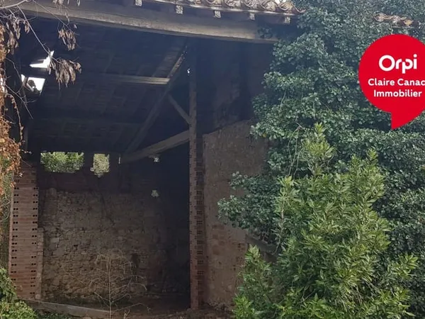 Terrain 160 m²