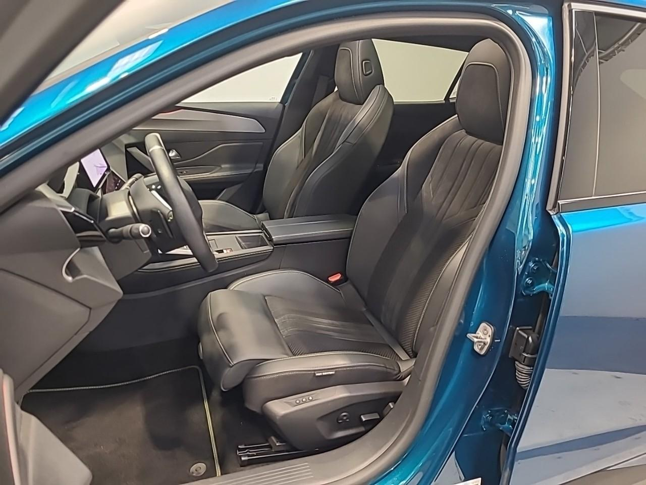 Peugeot 408 puretech 130 ch s&s eat8 gt — photo 10
