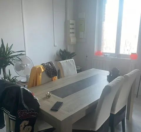 Maison 3 chambres - 3 douches avec parking